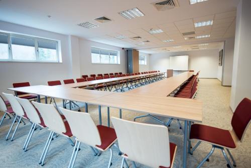 Hotel TTS**** Spa&Wellness Covasna - image 2