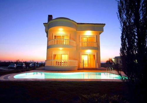 BlueHomes Villas