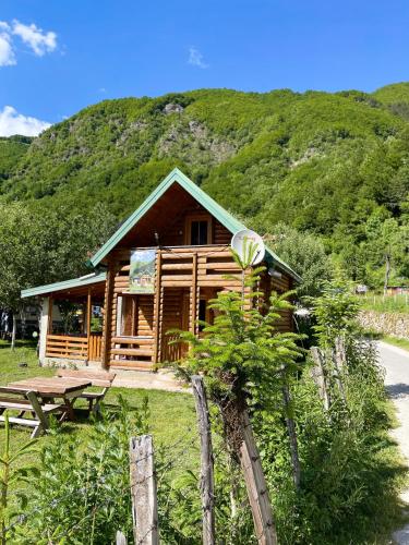 Tampilan eksterior, Guest House Ulaj in Virpazar