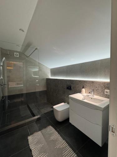 Three-Bedroom Chalet image 10