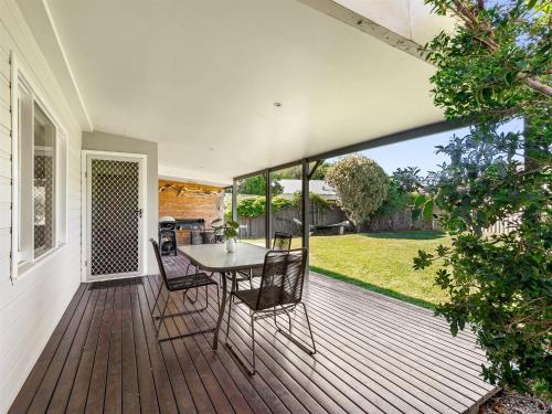 Margs In Mandurah- Classic Family Holiday Abode!