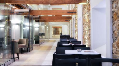 Hydrama Grand Hotel - image 5