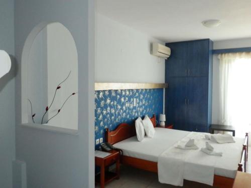 2 twin beds