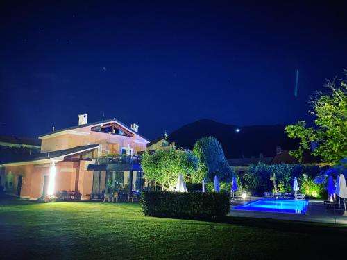 Double Room with Pool View