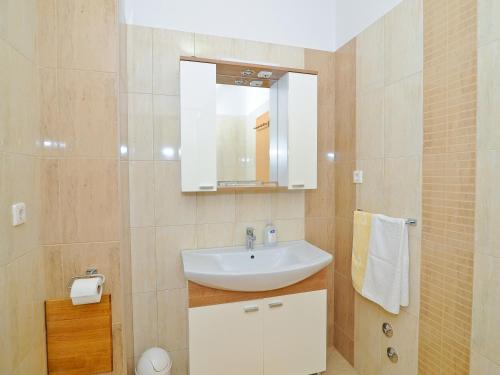 Apartments Vidov by the beach
