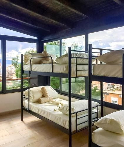 Lazy Roo Hostel Saranda