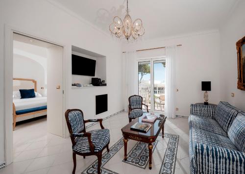 681465182 Hotel Quisisana