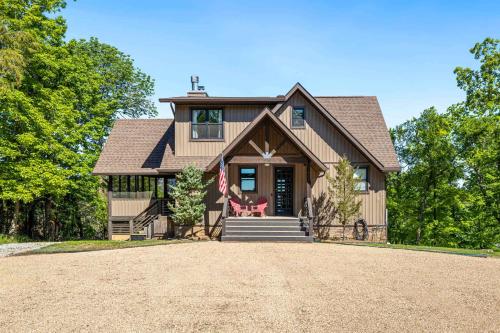 Shoreline Splash - Easy Access to Beaver Lake in Lost Bridge Village (AR)