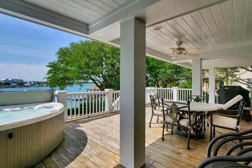 Harbor Tide Estate By Sea Scape Properties in Wrightsville Beach