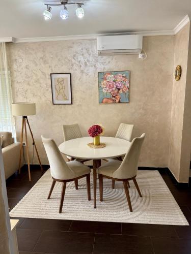ENA Apartment - image 4