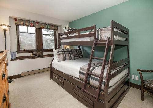 Three-Bedroom House image 10