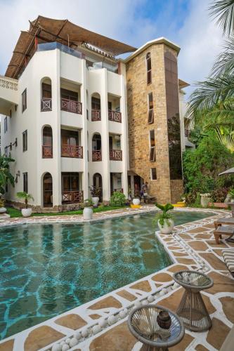 Piscina, Amani Luxury Apartments in Mombasa