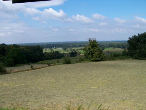 Le Gustievenne Private Swimming Pool & Jacuzzi gîte à louer Anjou Golf & Country Club