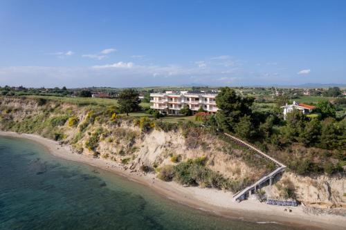 Sunshine House offering spectacular views to Olymp A
