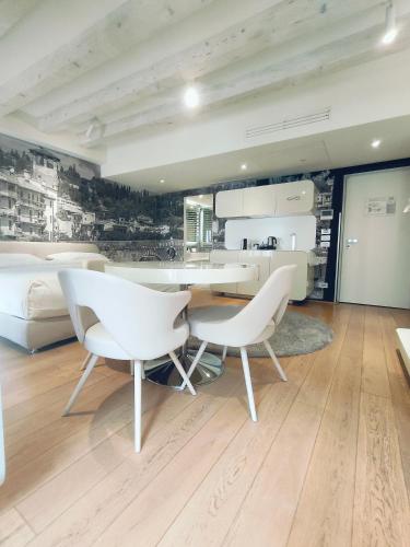 Lords of Verona Luxury Apartments, Verona (photo 2)