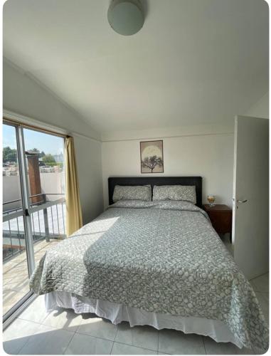 Casa céntrica confort con salón y parrilla