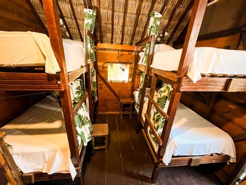 1 bunk bed