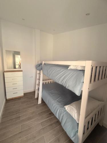 4vitas home in เบนาคาซอน