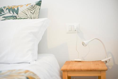 Deluxe Double Room with Balcony image 10