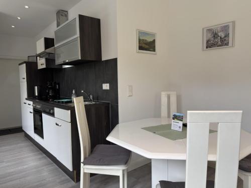 Konyha, Wohnung im historischen Bahnhof, Drei Annen Hohne in Drei Annen Hohne