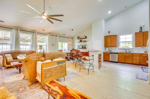 Pool, Porch + Parks: North Charleston Family Home!, Charleston (photo 5)