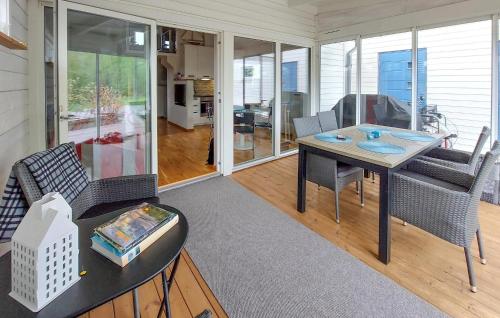 2 Bedroom Amazing Home In Skummeslöv