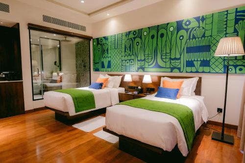 Waters Edge Hotel Room Type - Twin