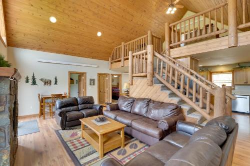 Cabin w/ On-Site Trails - 15 Miles to Mt Rushmore! in Tigerville (SD)