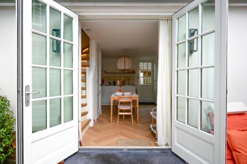 5 O Clock Somewhere in Bergen-Centrum