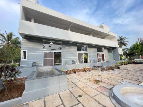 Exterior view, Aari farms near Innovative Film City