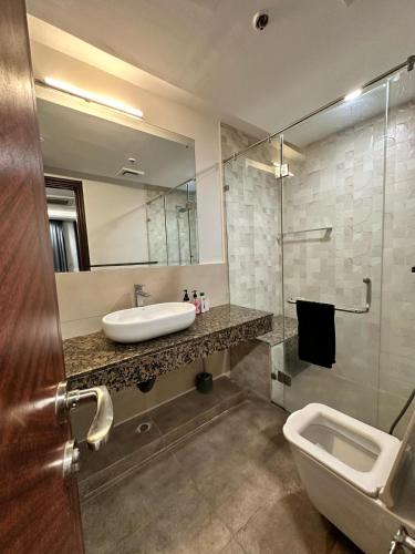 Two-Bedroom Apartment with City View image 7