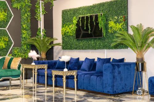 Létesítmények, Varer in Saftica