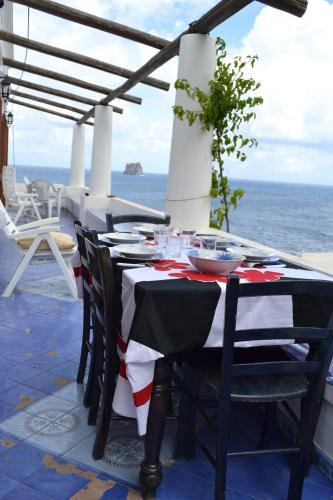 Erkély/terasz, Casa Augusta in Stromboli