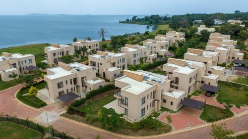 Bree's Lake Shore Apartment Entebbe in Lyamutundwe