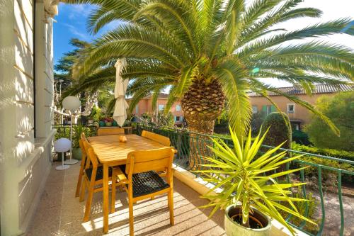 Facilities, Appartement unique - 6 personnes - Clim Terrasse Parking Plages in Agay