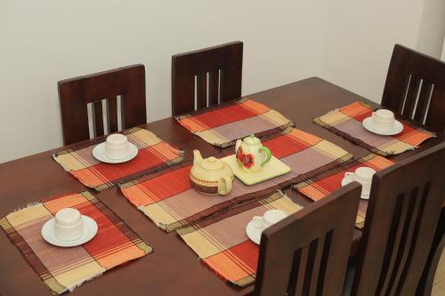 Bree's Lake Shore Apartment Entebbe in Lyamutundwe