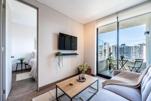 Chic Nunoa Apt with Stylish Amenities