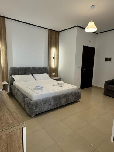 Quadruple Room image 3