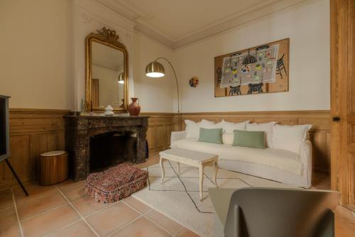 Maison Esme - Charm & Authenticity in Salles-d'Aude