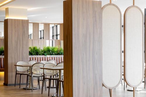 อาหารและเครื่องดื่ม, Villano Hotel in บลูเมนัว