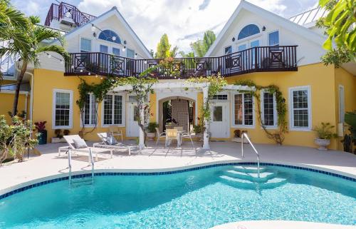 Shangri-La Boutique Bed & Breakfast in 大開曼島