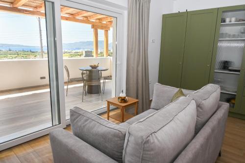 Olive - Volia deluxe apartments, Adamas (photo 2)