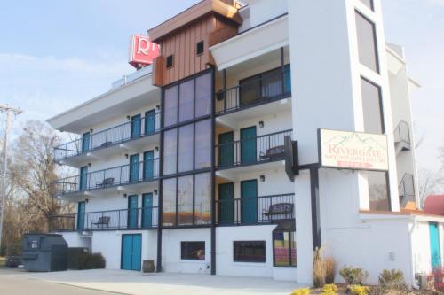 Rivergate Mountain Lodge – Pigeon Forge, TN