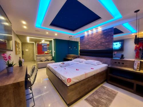 King Room image 3