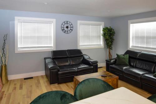 Lake Access 4 Bed 3 Bath HOT TUB in Billerica (Massachusetts)