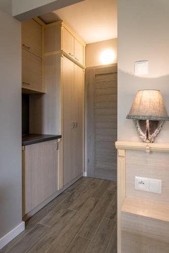 Triple Room with Balcony image 5