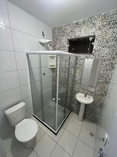 ห้องน้ำ, Apartamento dois quartos a 5 min da Rodoviária (Apartamento dois quartos a 5 min da Rodoviaria) in ซานโตอันตานีโอ เด เจซูส