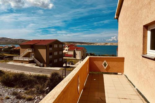 ระเบียง/ชานเรือน, Apartments by the sea Vidalici, Pag - 24330 in วิดาลิซิ