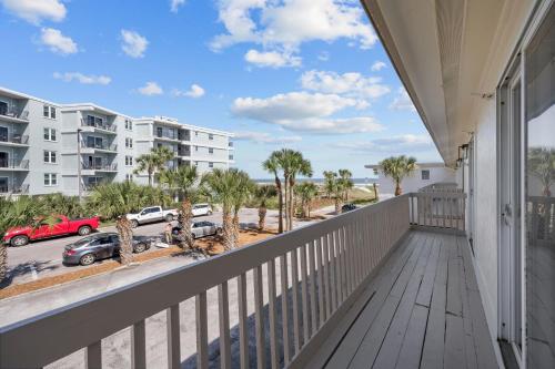 Once Upon A Tide Oceanview Condo Pet Friendly detail