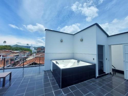 Apartamentos Amoblados En La Unión Valle - Torre Ajedrez